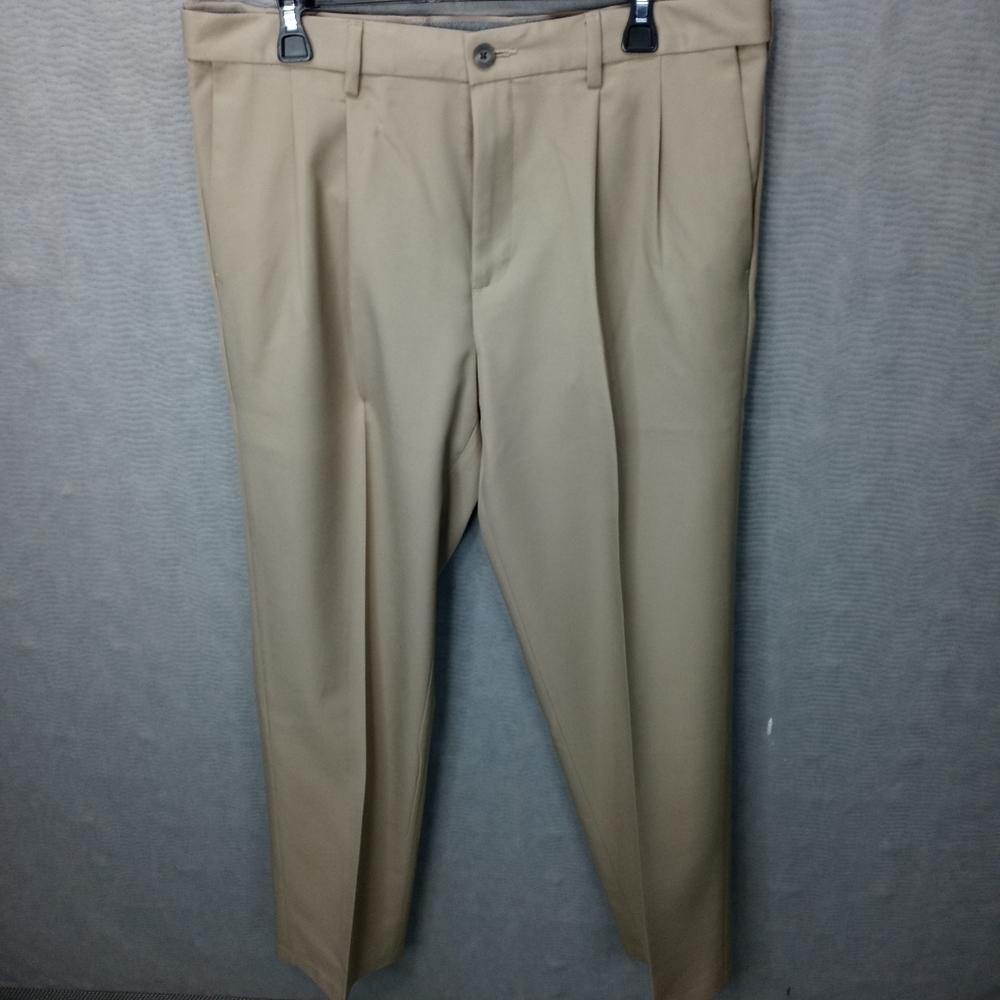Amazon Essentials men's khaki pleat front polyeste
